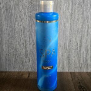True Blue Spa Exfoliating Body Wash W Vitamin E NEW By Bath & Body Works $18.95